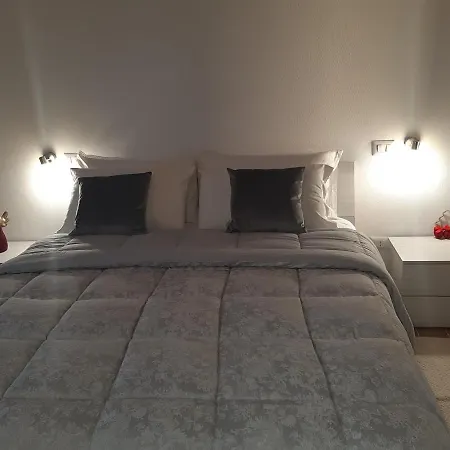 Nonna Dedda Nocleg ze śniadaniem 3*