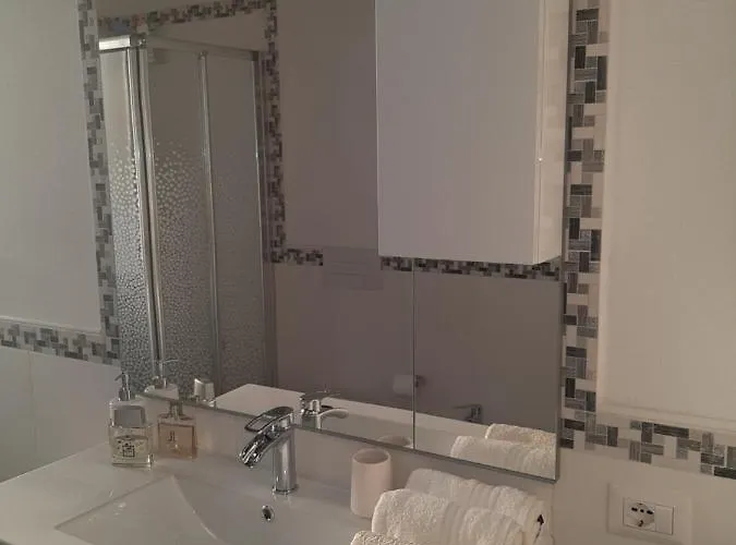 Nonna Dedda Nocleg ze śniadaniem 3*